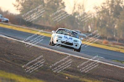 media/Jan-13-2024-CalClub SCCA (Sat) [[179f4822a7]]/Group 7/Sunset (Race)/